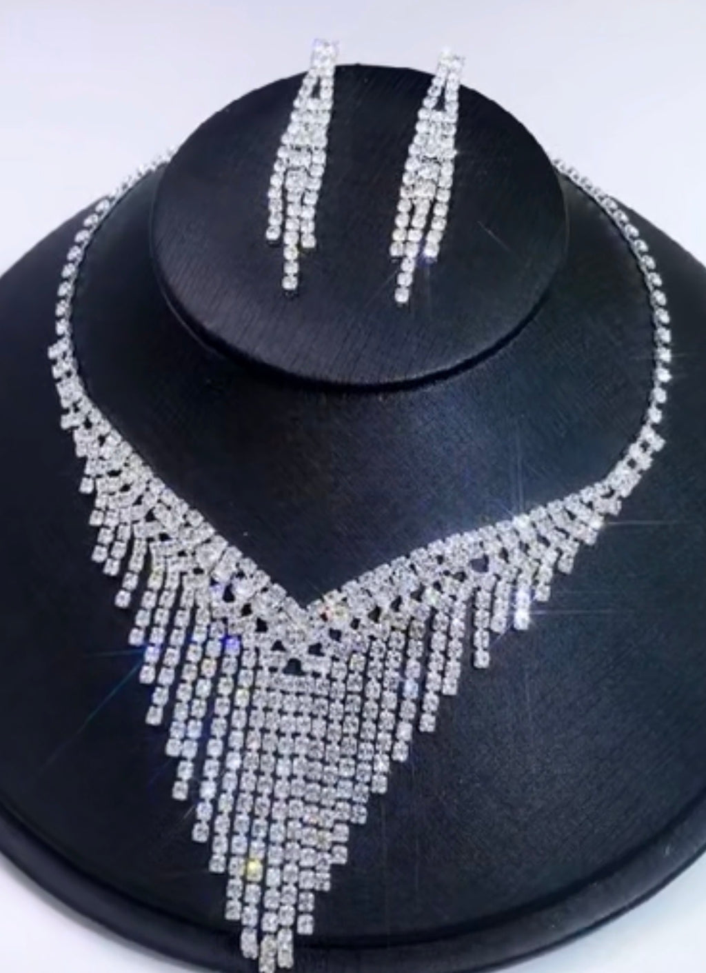 The Grand Gatsby Choker & Dangle Earring Set
